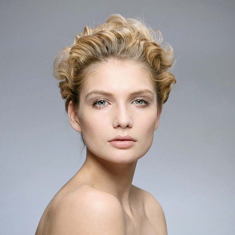 Trabajo de peluquería y maquillaje de Studio Miguel Vidagany